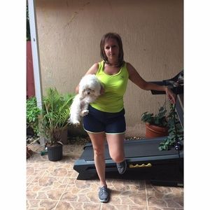 Meet your Posher, Mercedes